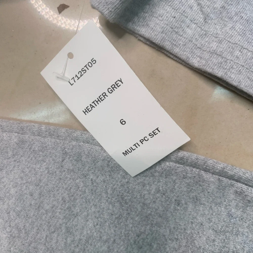Sz 6 kids Lee Gray and Navy Casual Short set